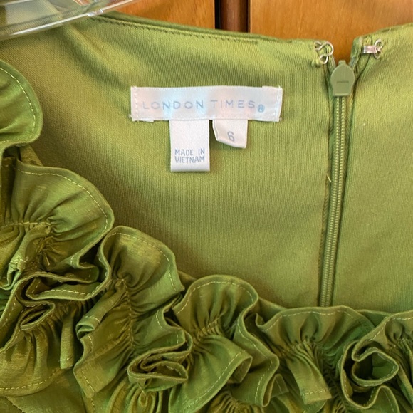 London Times Green Ruffled Midi Cocktail Dress - Picture 2 of 4